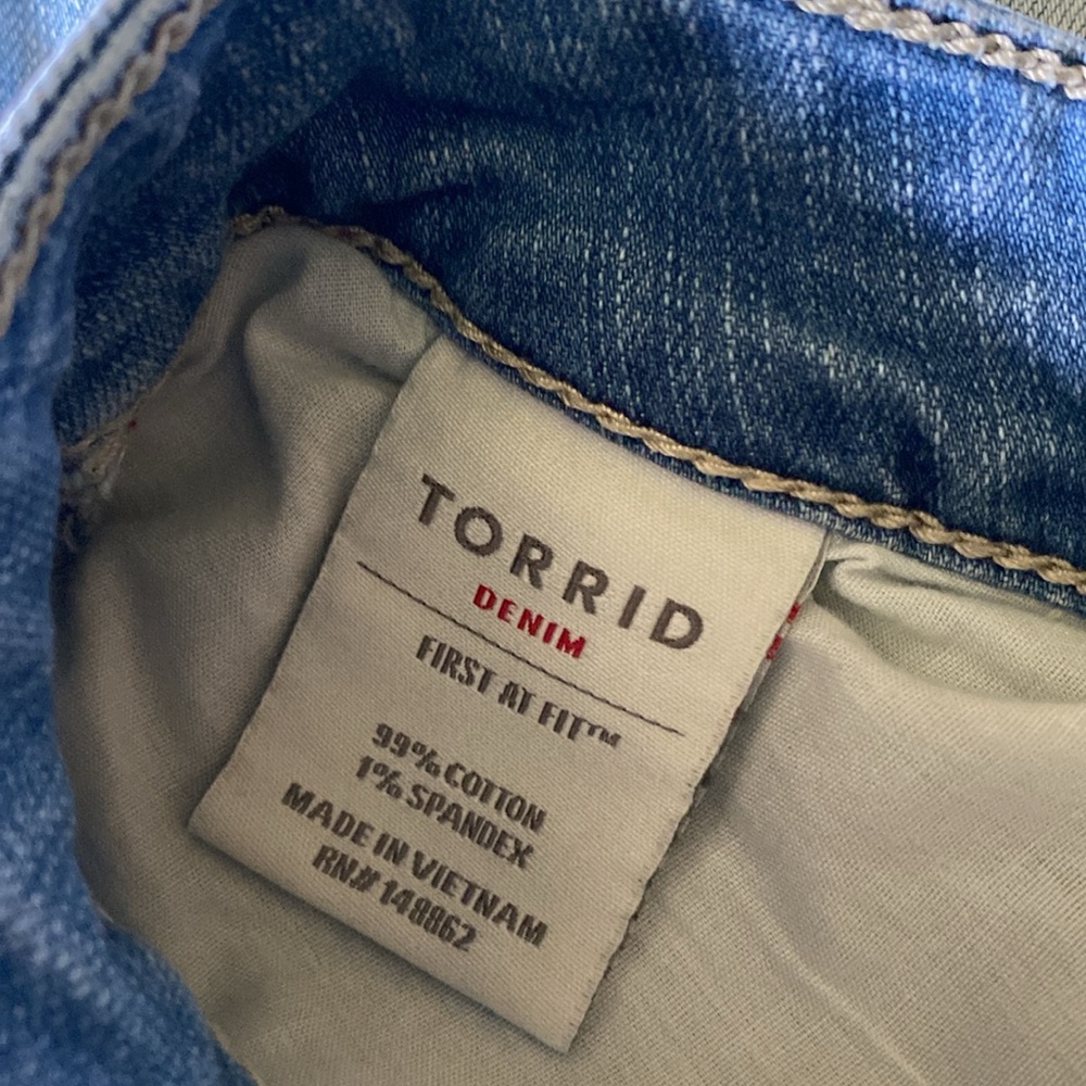 Torrid - Picture 4 of 4